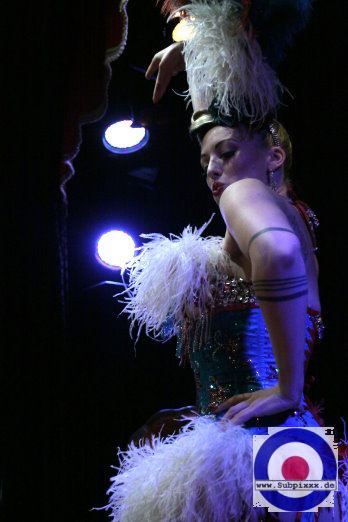 Lady Lou (NZ) Ballroom Goes Burlesque - Noels Ballroom, Leipzig 15. September 2012 (2).JPG